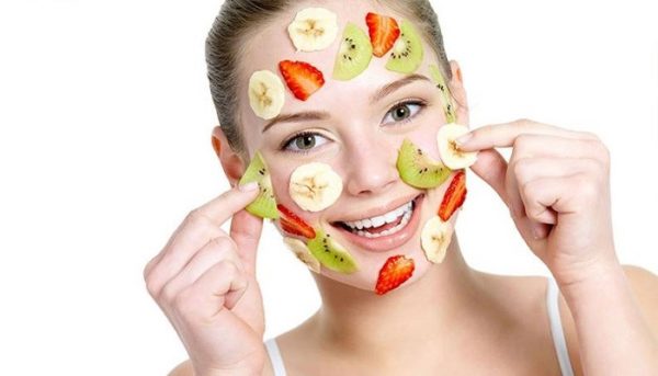 Combattere le rughe con il cibo? Ecco quali alimenti assumere per una pelle perfetta