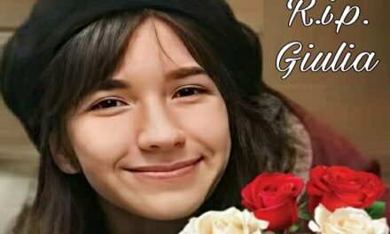 “Addio a Giulia: Gino e Elena Cecchettin Accompagnano con Dignità l’Ultimo Viaggio, un Commosso Ingresso in Chiesa”