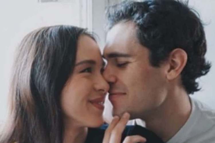 Aurora Ramazzotti furiosa. Tomaso Trussardi a cena con il suo fidanzato