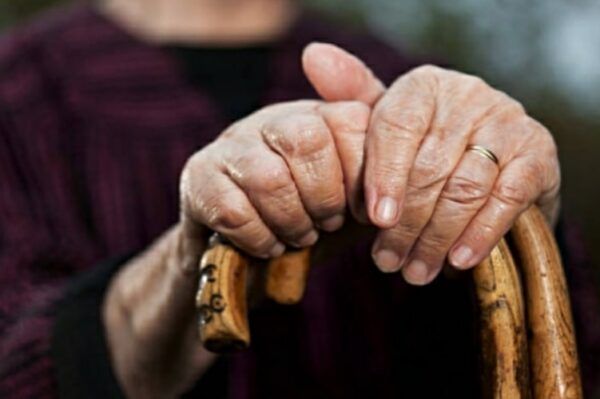 Badante arrestata figlia salva i genitori con telecamere nascoste