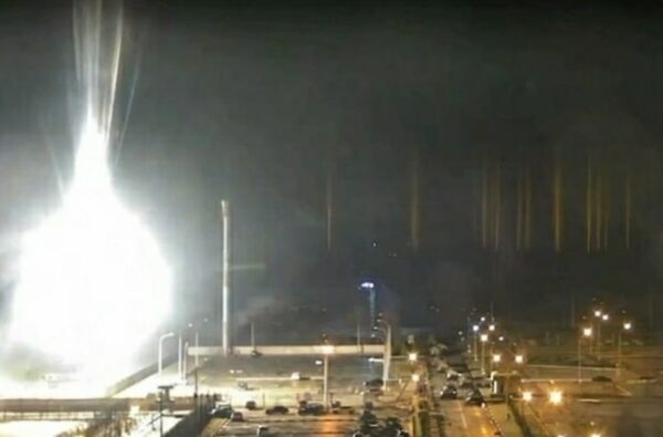 Bombardata la centrale nucleare a Zaporihzhia stan
