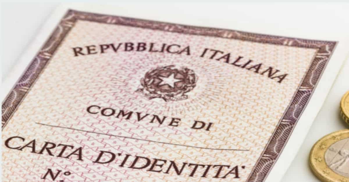 Carta d’identità, rivoluzione over 70: stop al rinnovo