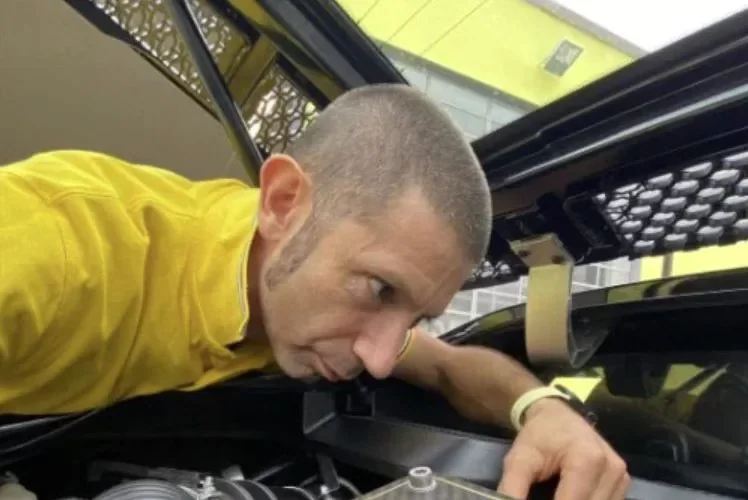 Emanuele Sabatino, noto youtuber, trovato senza vita 