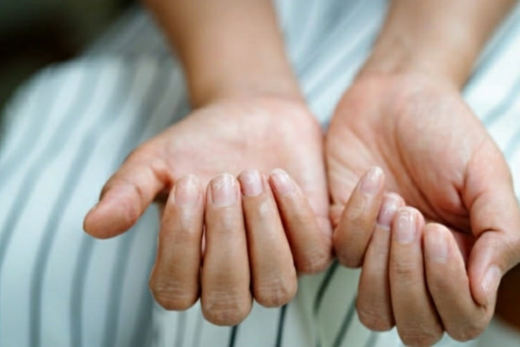 FUNGHI DELLE UNGHIE: ECCO ALCUNI RIMEDI NATURALI PER ELIMINARLI