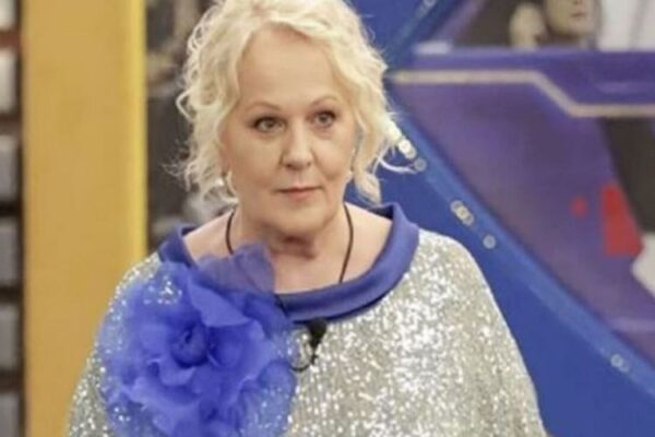 Katia Ricciarelli lascia il GfVip ecco cosa è successo