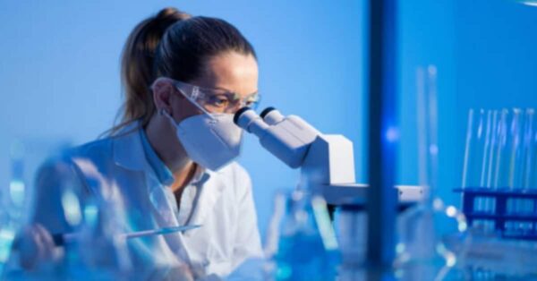 L'Evoluzione della Cura del Cancro: Gli Anticorpi Farmaco-Coniugati