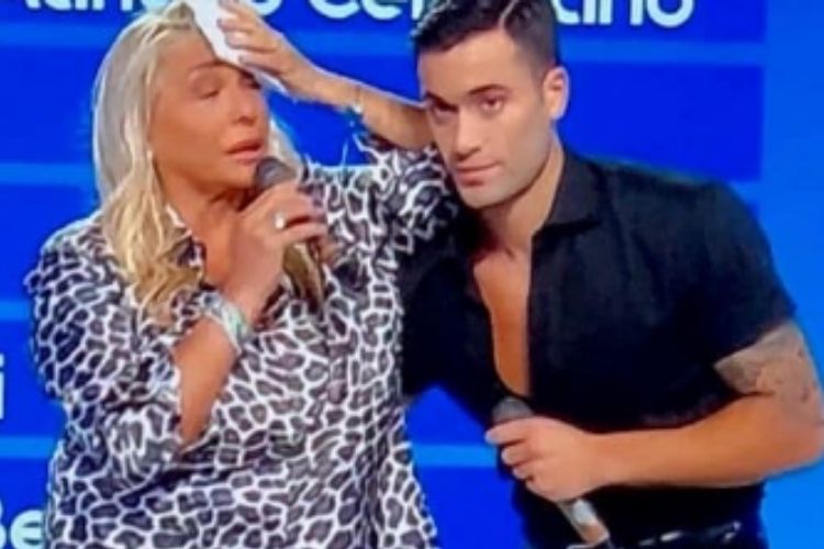 Mara Venier in ospedale da ieri notte: ecco cosa è successo