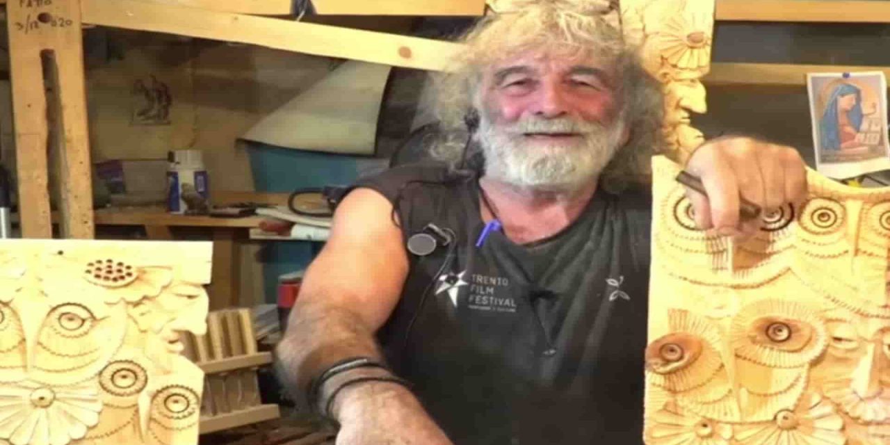 Mauro Corona: “Tradisco mia moglie, la fedeltà è superata. Dopo la malattia di mia figlia, non ho più sogni