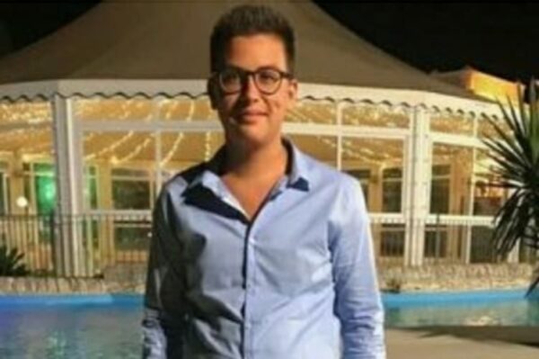 Muore 22enne crolla il pavimento e precipita nel vuoto