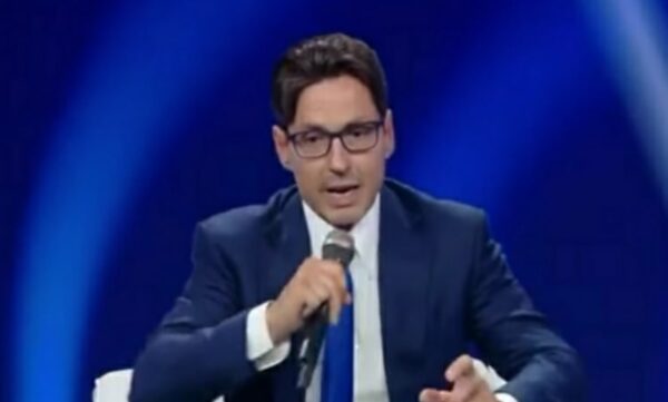 P.Silvio Berlusconi fa pulizia GF