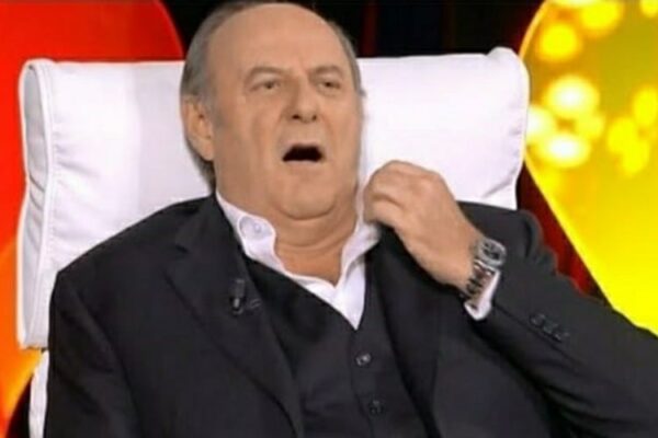 Paura allo Show dei Record. Gerry Scotti protagonista di incidente in diretta