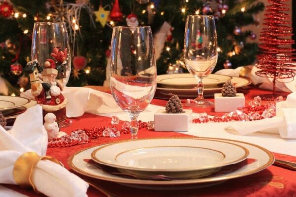 Pranzo di Natale. Come prepararsi per restare in salute