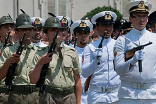 Pronti i militari italiani lo annuncia Draghi. Italia sotto choc