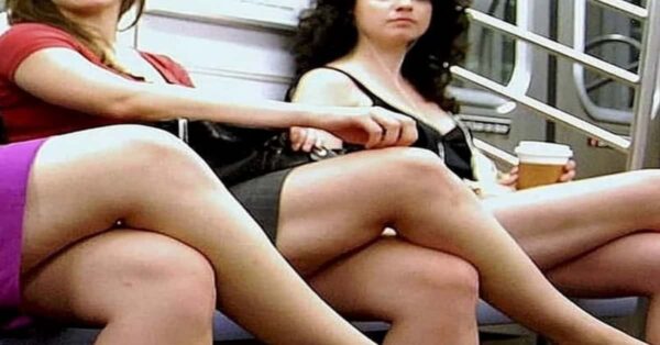 Quando una donna accavalla le gambe… il linguaggio del corpo parla più di mille parole!