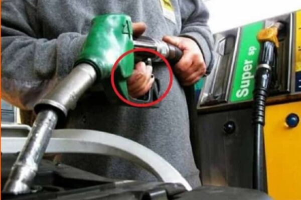 Rincaro della benzina. Ecco come i gestori truffano i clienti