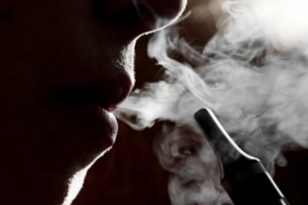 Sigaretta elettronica aggrava lo scompenso cardiaco