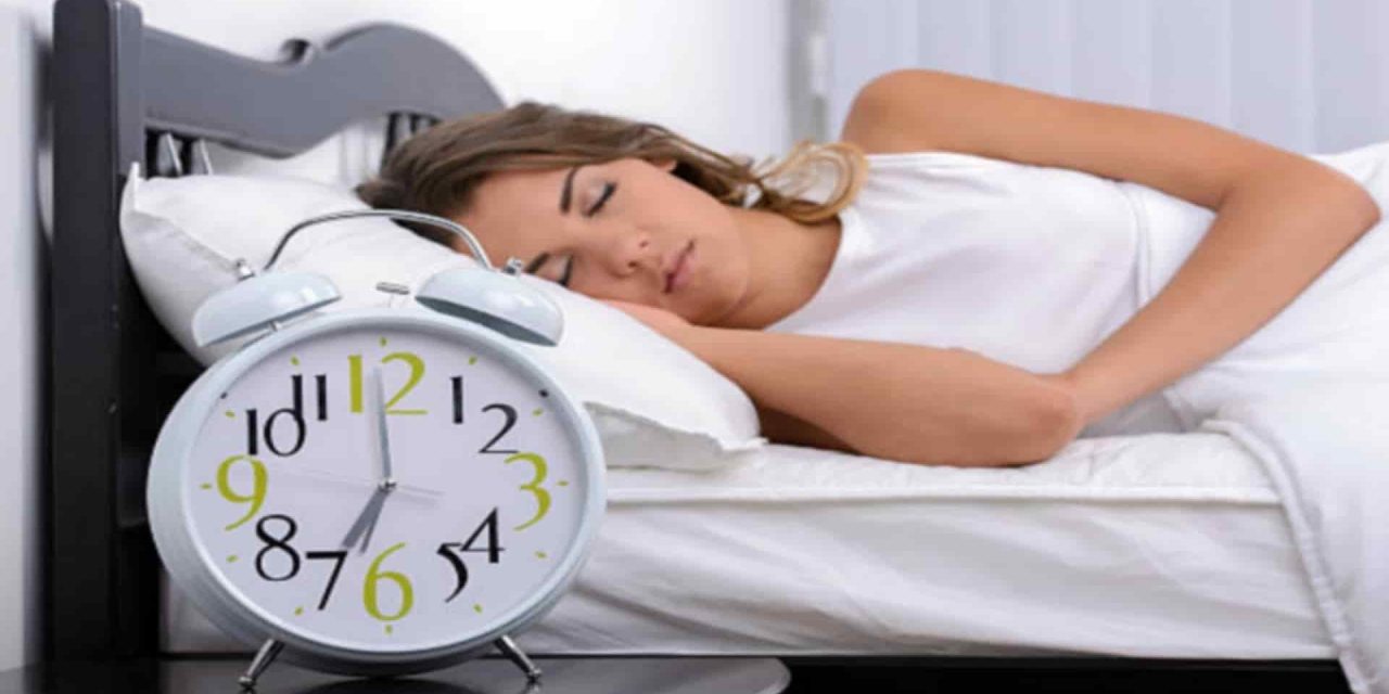 Smetti di Rimandare la Sveglia: Ecco Perché Stai Danneggiando il Tuo Cervello Ogni Mattina