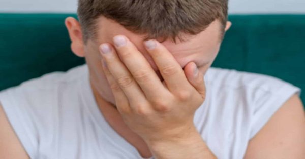 Stress e Cortisolo: Riconoscere i Sintomi e Scoprire i Segreti per Ridurre l'Ormone dello Stress