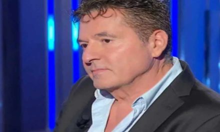 Teo Mammucari: Il lato inedito del conduttore che ha fatto scalpore