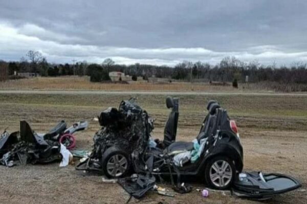 Tragico incidente stradale, perdono la vita sei giovani ragazze