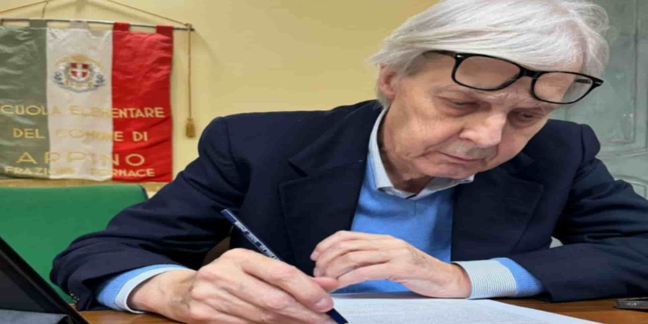 Vittorio Sgarbi in gravi condizioni: il clamoroso rifiuto prima del ricovero